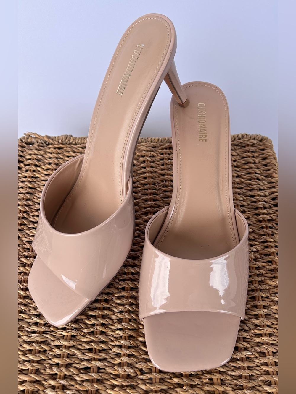 Cushionaire Women’s Evie Kitten Heel Mule Sandal Nude Size 10